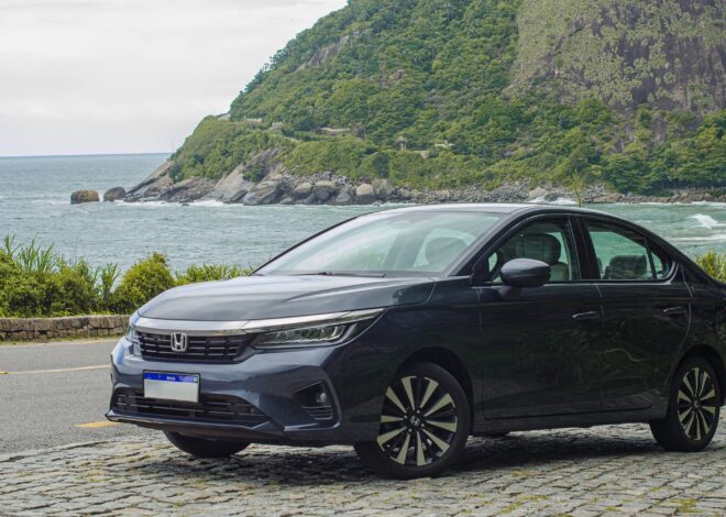 Honda City Touring: consumo de híbrido e velhas receitas ainda dão conta do recado